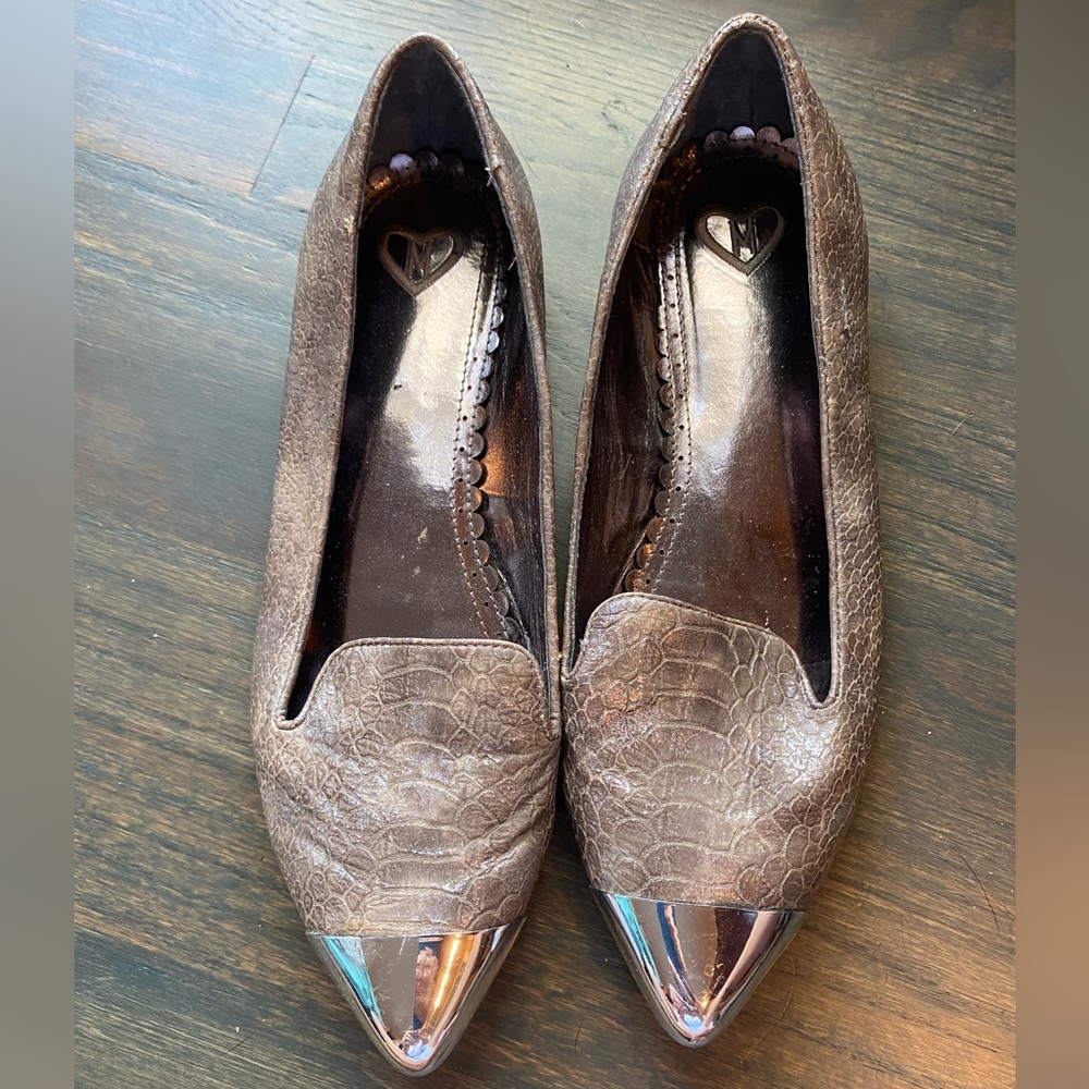 Madeline faux snakeskin pointed toe flat women’s sz 8